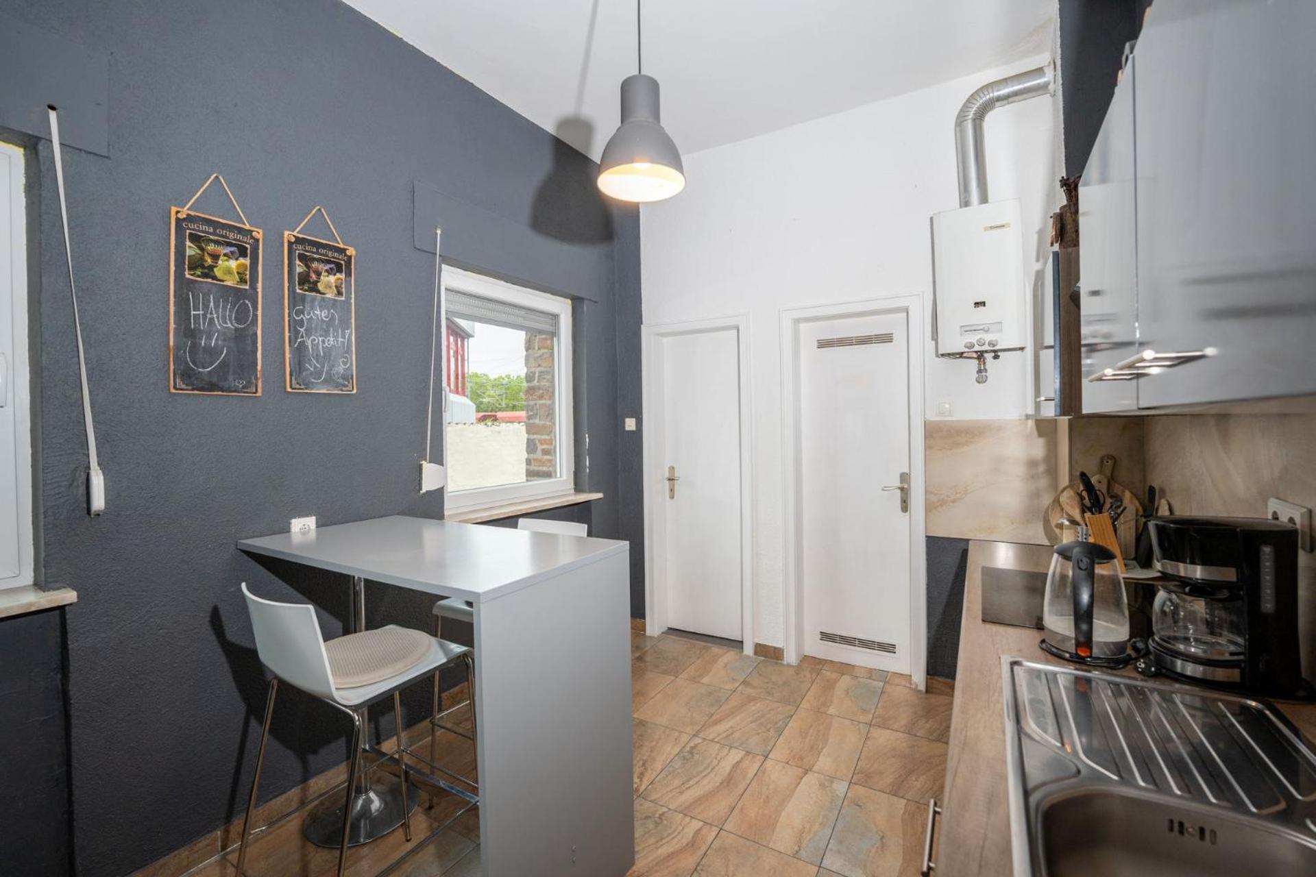 Charmante Privatzimmer In Der Stadt コブレンツ エクステリア 写真