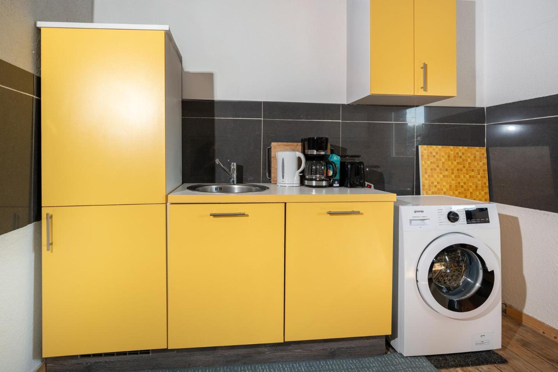 Charmante Privatzimmer In Der Stadt コブレンツ エクステリア 写真