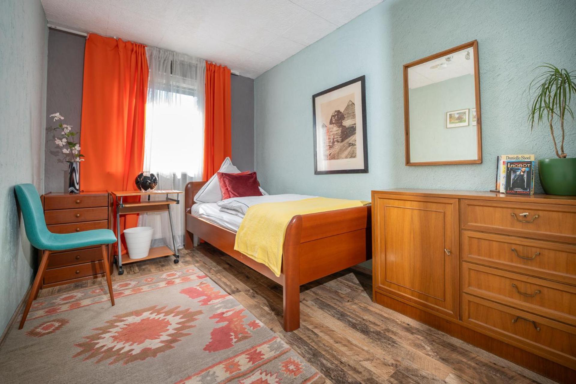 Charmante Privatzimmer In Der Stadt コブレンツ エクステリア 写真